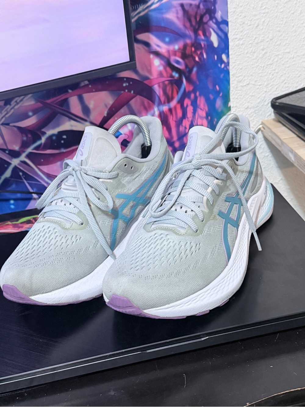 ASICS gt-2000 12 woman’s size 9 tennis shoes court shoes